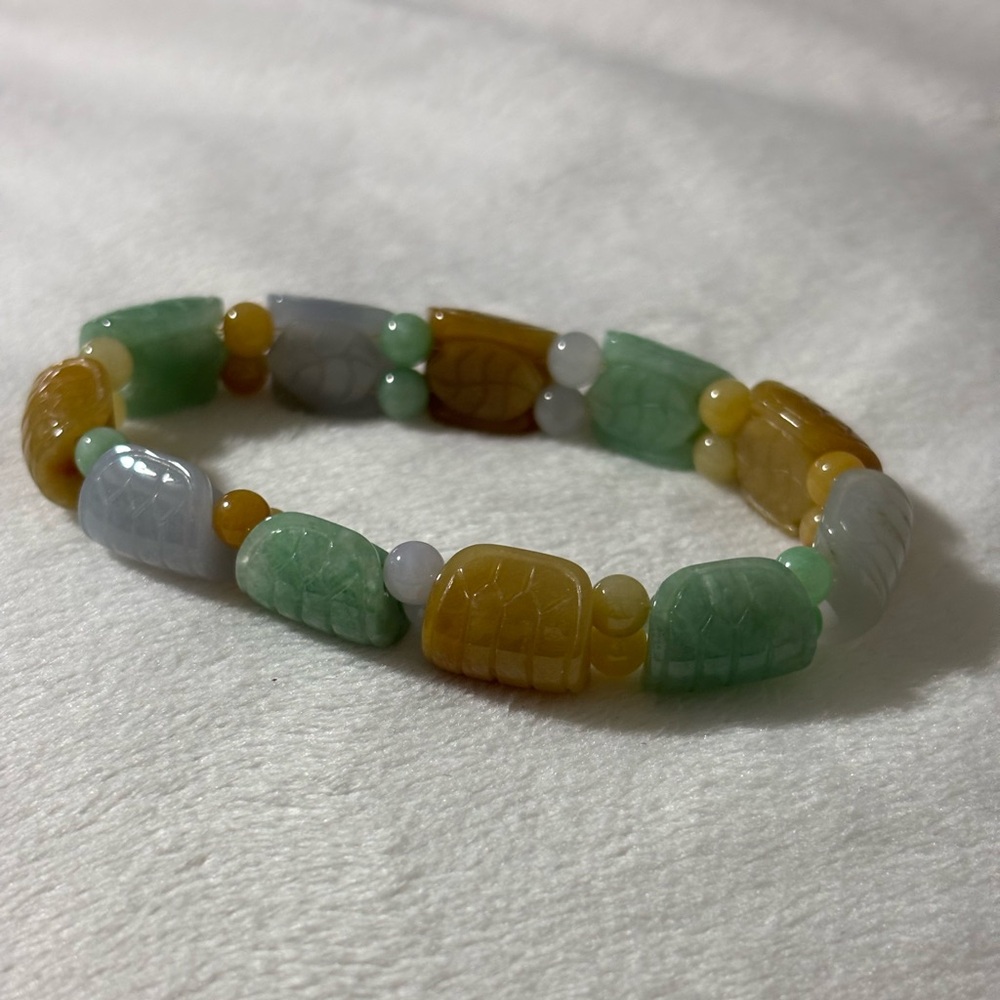 Jade Turtle Shells Health Bracelet - Costume Jewelry